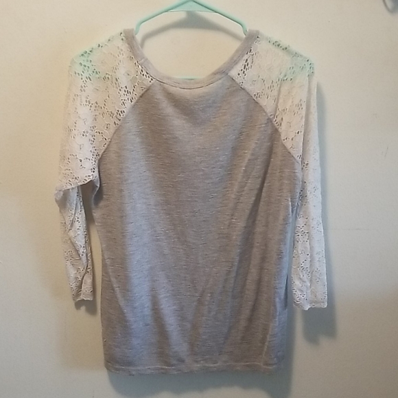 Maurices Light Grey and White Lace Baseball Tee - Picture 2 of 5